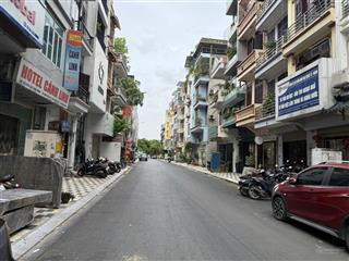 Cho thuê nhà nguyên căn phố trung kính, cầu giấy. dt 50m2, 6 tầng, thang máy giá 25 triệu/tháng