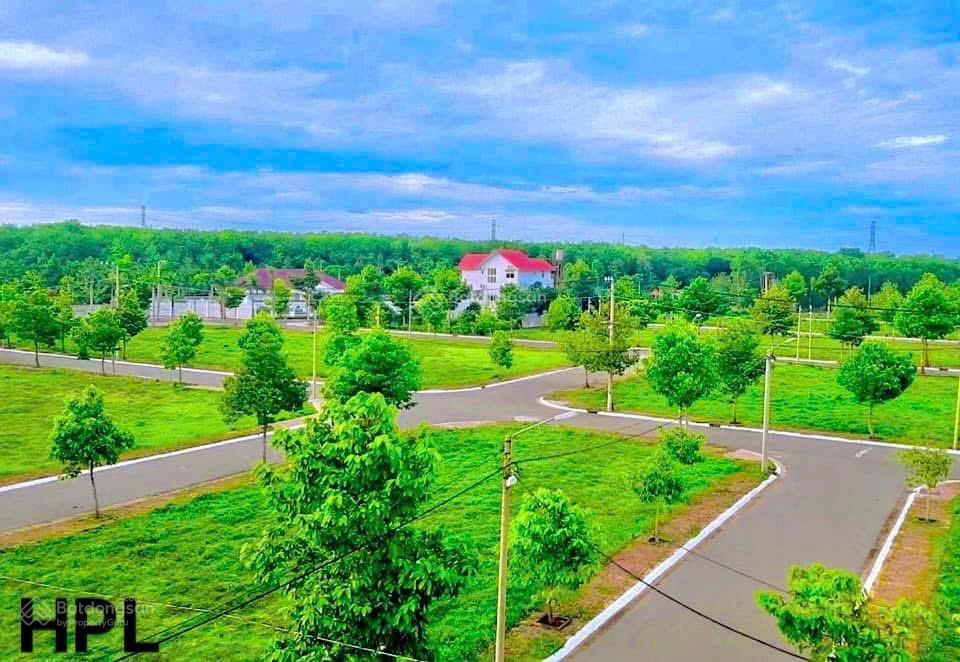 Cần bán nhanh lô đất lan anh bà rịa 100m2 giá 980 triệu cần công chứng sớm. xem đất alo 0909 063 ***