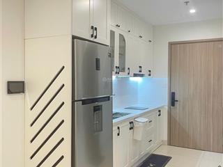 Bán căn studio tòa s1.05, dt 28m², full nội thất, giá 2.2 tỷ, view nội khu, vinhomes smart city