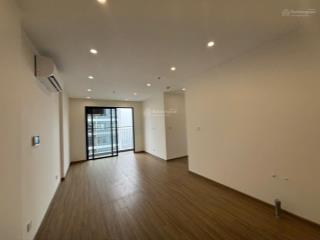 Chính chủ bán căn hộ 3 phòng ngủ tại tòa sa1, giá 5.8 tỷ, đồ cơ bản vinhomes smart city
