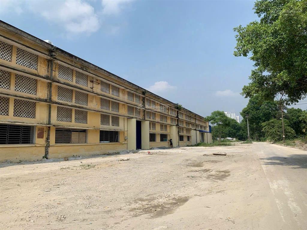 Cho thuê kho xưởng tại chèm, thụy phương 400m2 gần cầu thăng long