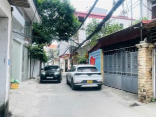 Nhà đẹp 60m2 thang máy phố gia thụy long biên, giá rẻ