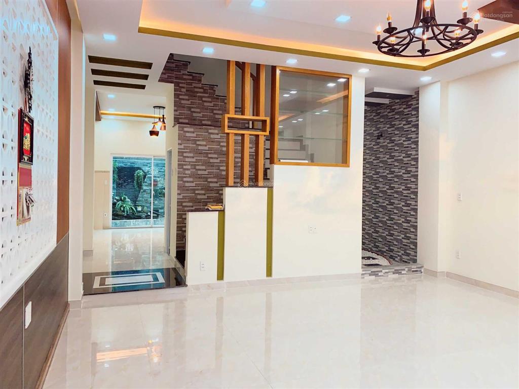 Tôi chính chủ định cư nước ngoài nên cần bán nhà phố 5x20m him lam q. 7, giá 24.5 tỷ.  0934 416 ***