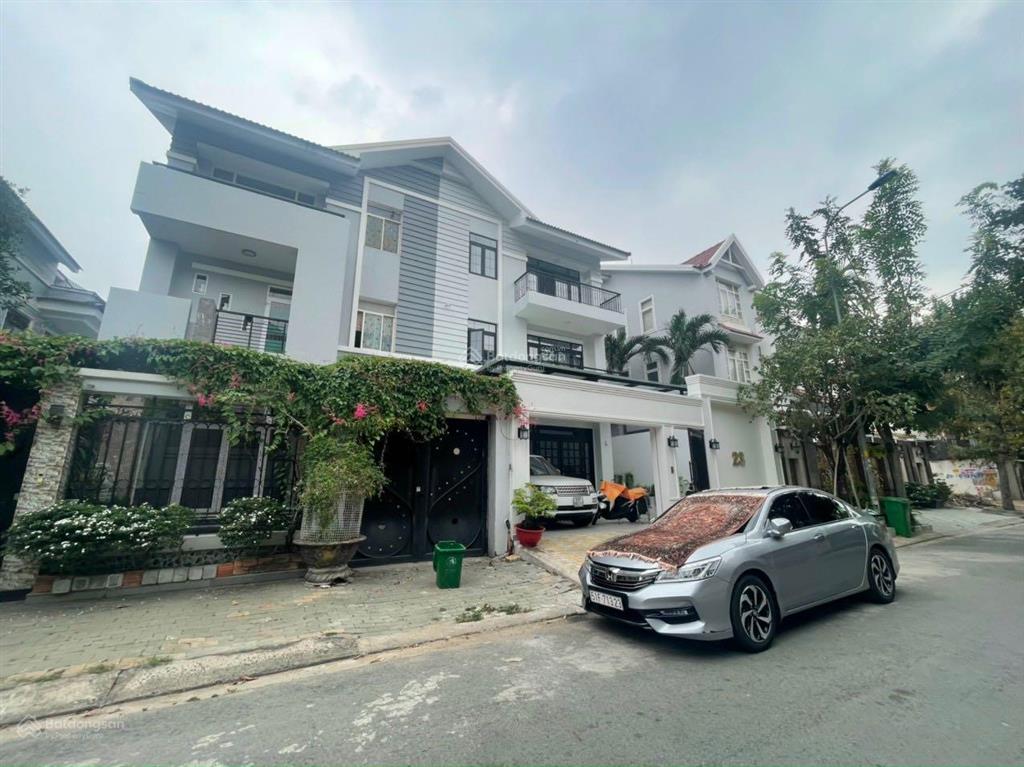 Chính chủ bán biệt thự & nhà phố kdc tấn trường quận 7, dt 8x18.5m giá 22 tỷ