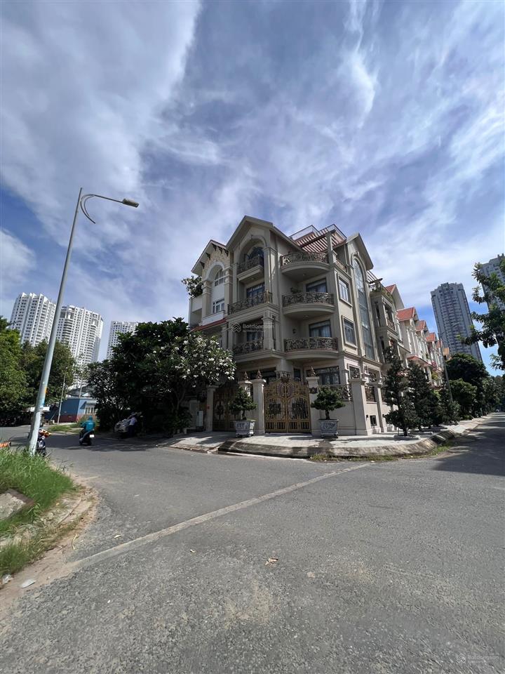 Hàng ngộp tôi chính chủ bán gấp kdc him lam quận 7, lô biệt thự 10 x 20m giá 38.5 tỷ, giá tốt