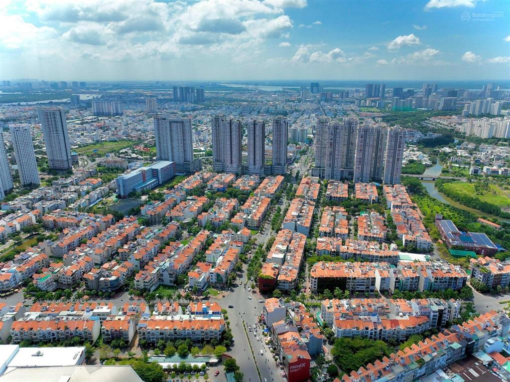 Hàng ngộp tôi chính chủ bán gấp kdc him lam quận 7, lô biệt thự 10 x 20m giá 38.5 tỷ, giá tốt