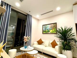 Cần tiền kinh doanh cần bán căn 2pn 52m2 đông nam tòa s01, có sổ sang tên ngay, tầng trên 20 đẹp