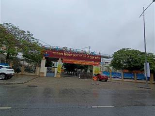 Bán nhà ngay cạnh trường lê quý đôn. 83m mt5m 21 tỷ nhí.
kđt mới an hưng phân lô ô tô.