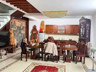 Cuối đường bà triệu hà đông.
đường 3 ô tô tránh nhà như khách sạn.
diện tích 72m* mt 6m* 5 tầng.