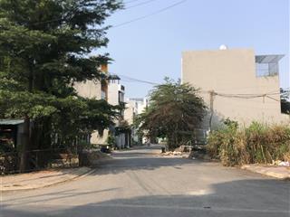 Chính chủ ngộp nặng cần bán gấp đất rẻ đầu tư phú hữu quận 9