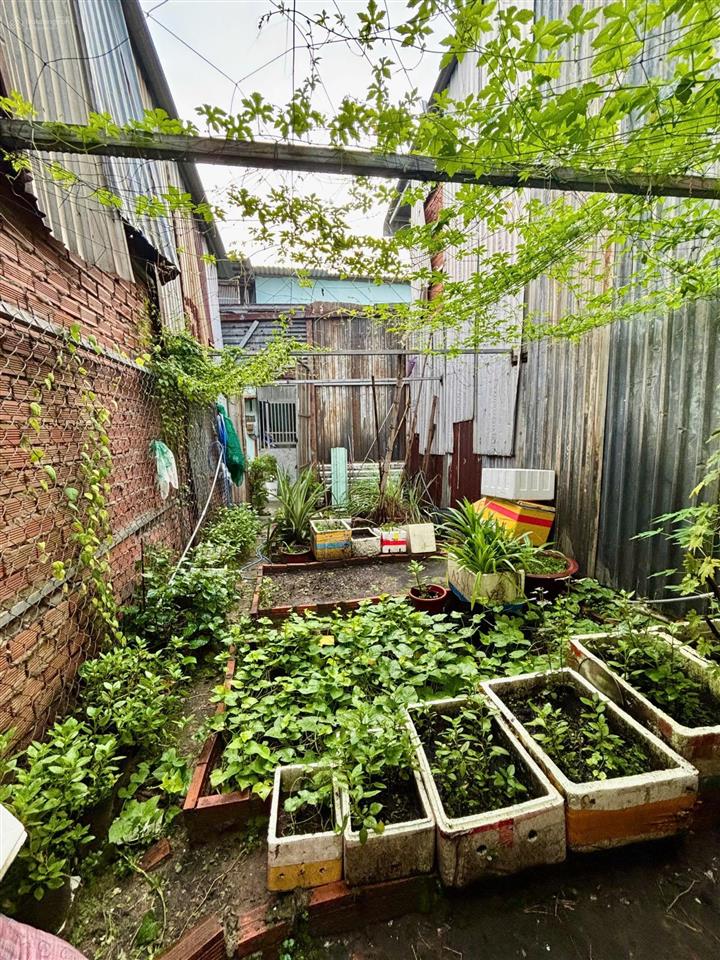 Chính chủ cần bán gấp lô đất nhỏ, giá tốt  phù hợp xây nhà riêng ở vĩnh lộc a