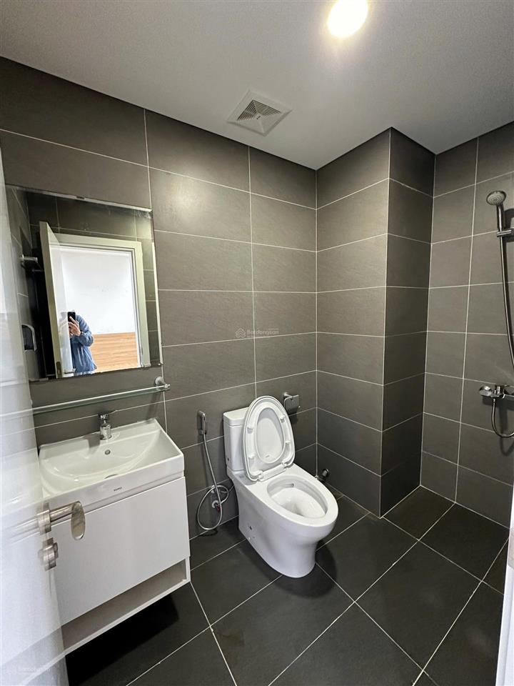 Bán căn góc 3pn chung cư aqh riverside tầng đẹp view sông. sẵn sổ đỏ