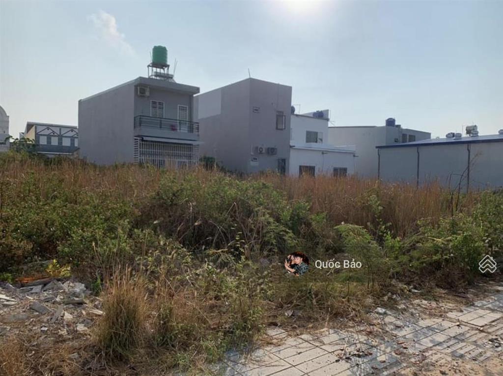 Sang nhượng nhanh lô đất đ. ql phụng hiệp, tân thành, tp cà mau. 120m2. có shr sang tên ngay