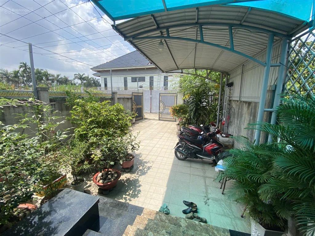 Nhà ở ngay 251m2 (7x36m), pn trệt, sân ô tô, đường ô tô, nhỉnh 6 đồng tl.  0345 186 *** minh