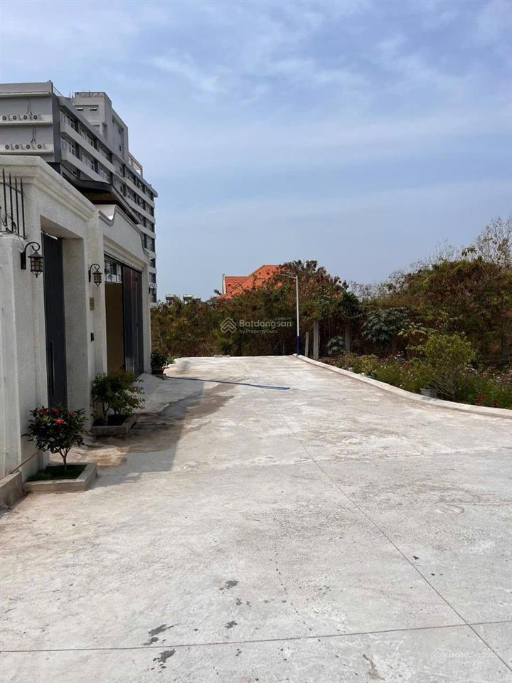 Bán đất biệt thự sát biển bãi dâu trần phú tp. vt 208m2(10x21m) giá 10,5 tỷ chốt