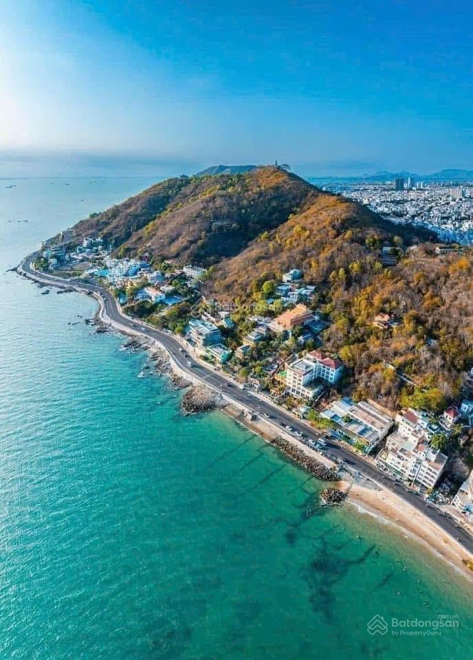 Bán khách sạn 1t6l với 22pn sát bãi tắm thùy vân tp. vt giá 24 tỷ chốt hiện có dòng tiền cao