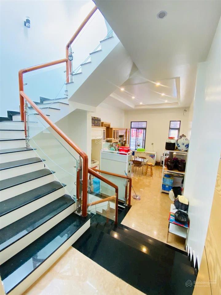 Bán nhà 1t2l mặt tiền võ thị sáu p. 2 tp. vt giá 17,89 tỷ vị trí đẹp gần biển cực giá trị