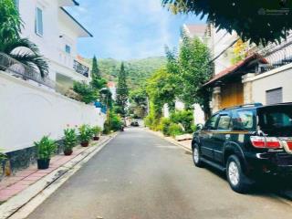 Bán nhà ngay đầu hẻm 6m hoàng hoa thám p. 2 tp. vt 125m2 ngang 8m cực đẹp giá chỉ 9,99 tỷ tl