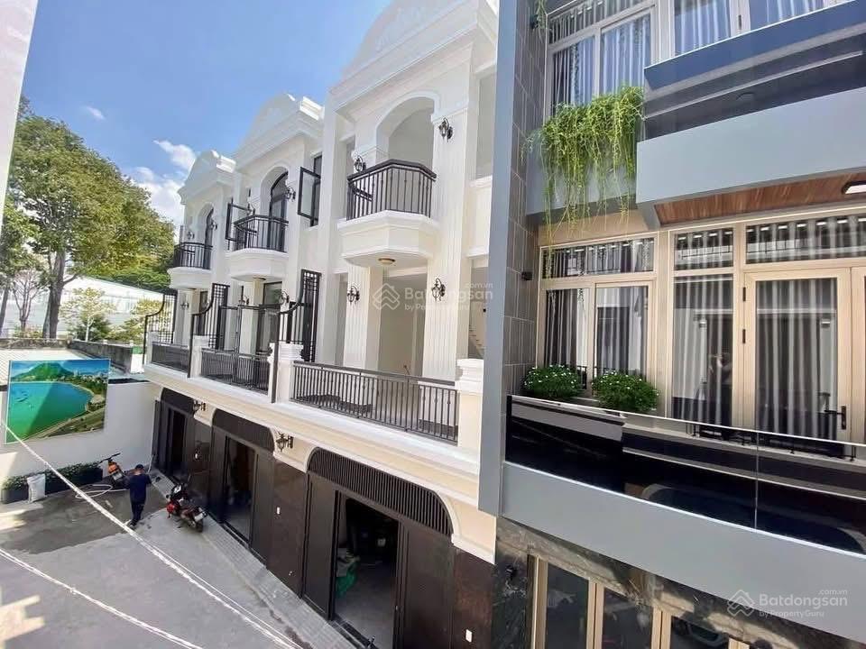 Bán nhà đẹp gia chủ xây tâm huyết trương công định p.7 tp.vt giá 8,99 tỷ còn tl