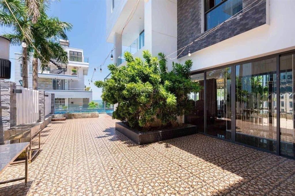 Bán biệt thự trần phú p. 1 tp. vt view biển trực diện siêu đẹp 455m2 xây 4tầng hồ bơi sân vườn rộng