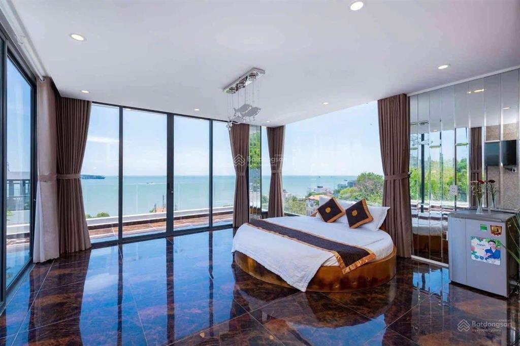 Bán biệt thự trần phú p. 1 tp. vt view biển trực diện siêu đẹp 455m2 xây 4tầng hồ bơi sân vườn rộng