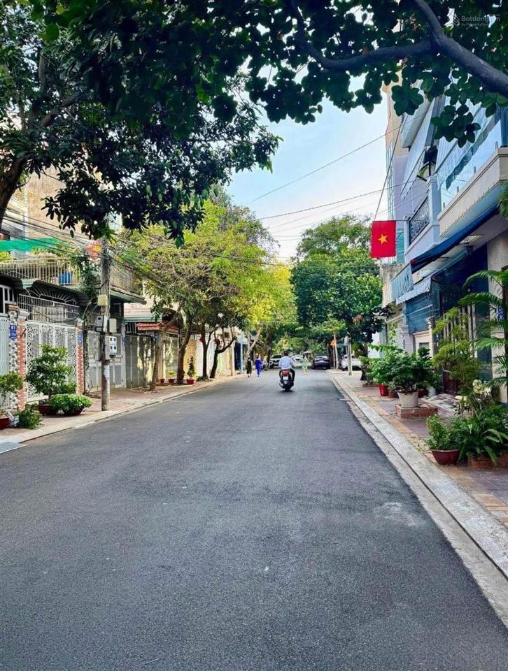 Bán nhà mặt tiền đường vỉa hè rộng trung tâm tp. vũng tàu. 92m2 xây 3tầng giá 9,6 tỷ tl