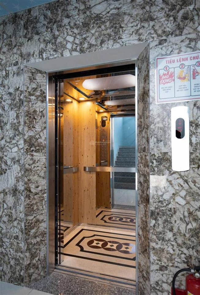 Bán khách sạn mặt tiền đường la văn cầu đi bộ ra biển bãi sau 103m2 ngang 6,5m 7tầng 22pn giá 25 tỷ