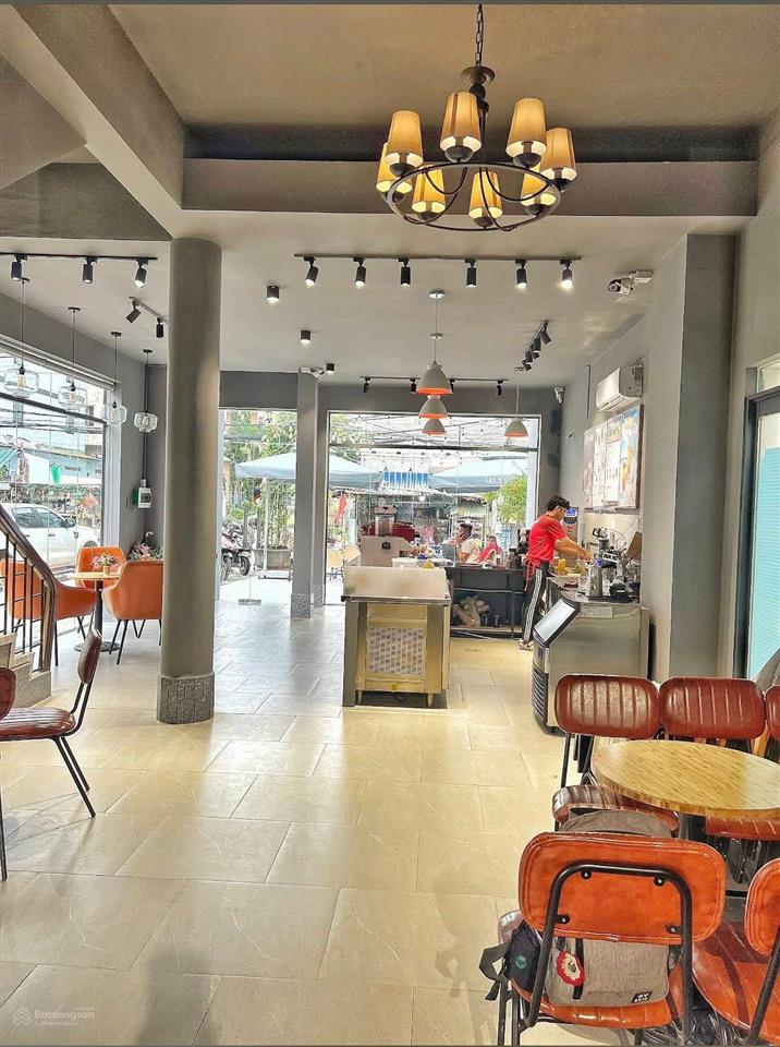 Bán nhà mặt tiền căn góc đi bộ ra biển thuỳ vân giá 47 tỷ còn tl đang có hđ thuê 70triệu/tháng