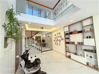 Bán nhà 1 trệt 3 lầu lương văn can p. 2 tp. vt gia đình xây tâm huyết. giá 8,5 tỷ còn bớt