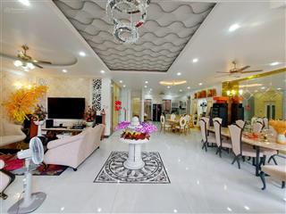 Bán biệt thự đẹp 4tầng thang máy tại nguyễn hới tp. vũng tàu giá chỉ 23 tỷ tl