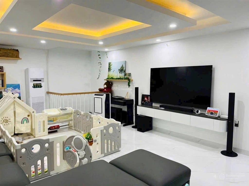 Bán nhà 3,5 tầng xây tâm huyết phố tây phan chu trinh gần biển bãi sau tp. vũng tàu giá 10,5 tỷ tl