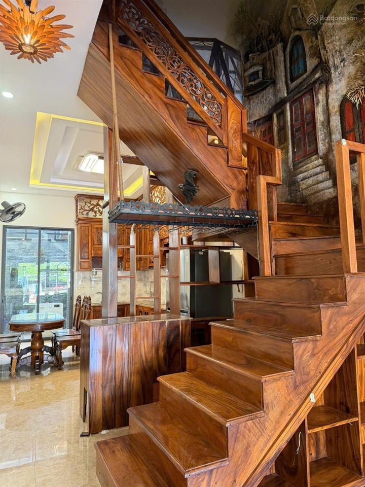 Bán nhà mặt tiền nguyễn thiện thuật tp.vũng tàu 4tầng vị trí kinh doanh cực đắc địa giá 8,5 tỷ tl