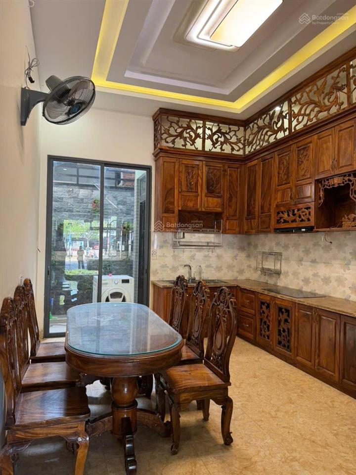 Bán nhà mặt tiền nguyễn thiện thuật tp.vũng tàu 4tầng vị trí kinh doanh cực đắc địa giá 8,5 tỷ tl