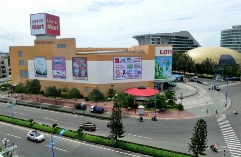 Bán lô đất mặt tiền đường 3/2 p.8 vũng tàu vị trí siêu đắc địa gần biển bãi sau tháp tam thắng