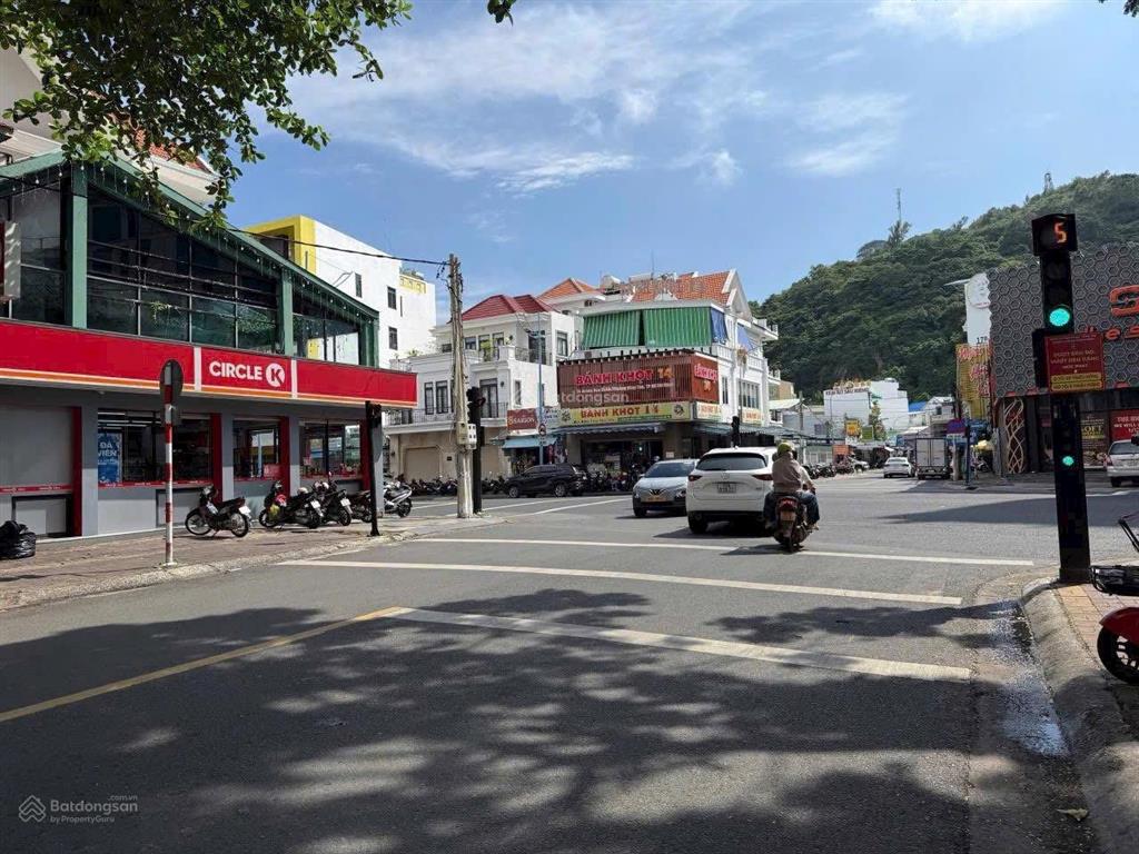 Bán nhà mt nguyễn trường tộ p. 3 vũng tàu 123m2 full thổ 1trệt 1lầu đang cho thuê. giá 15,5 tỷ