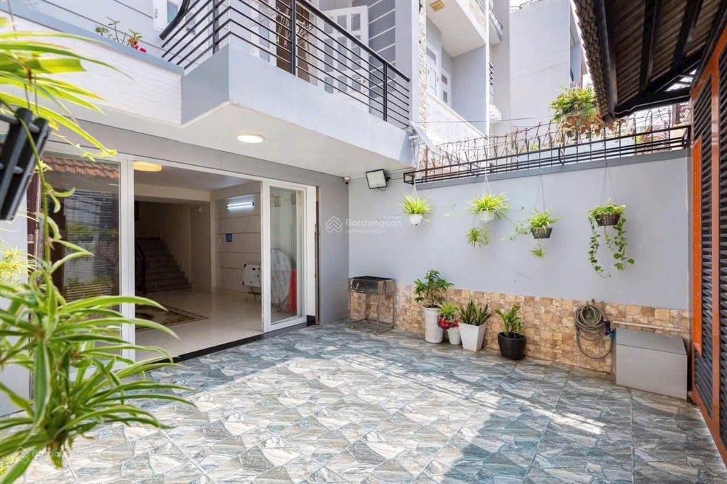 Bán nhà đẹp hẻm 7m phan chu trinh gần biển bãi sau vũng tàu. 3 lầu, 4pn hoàn công full nội thất