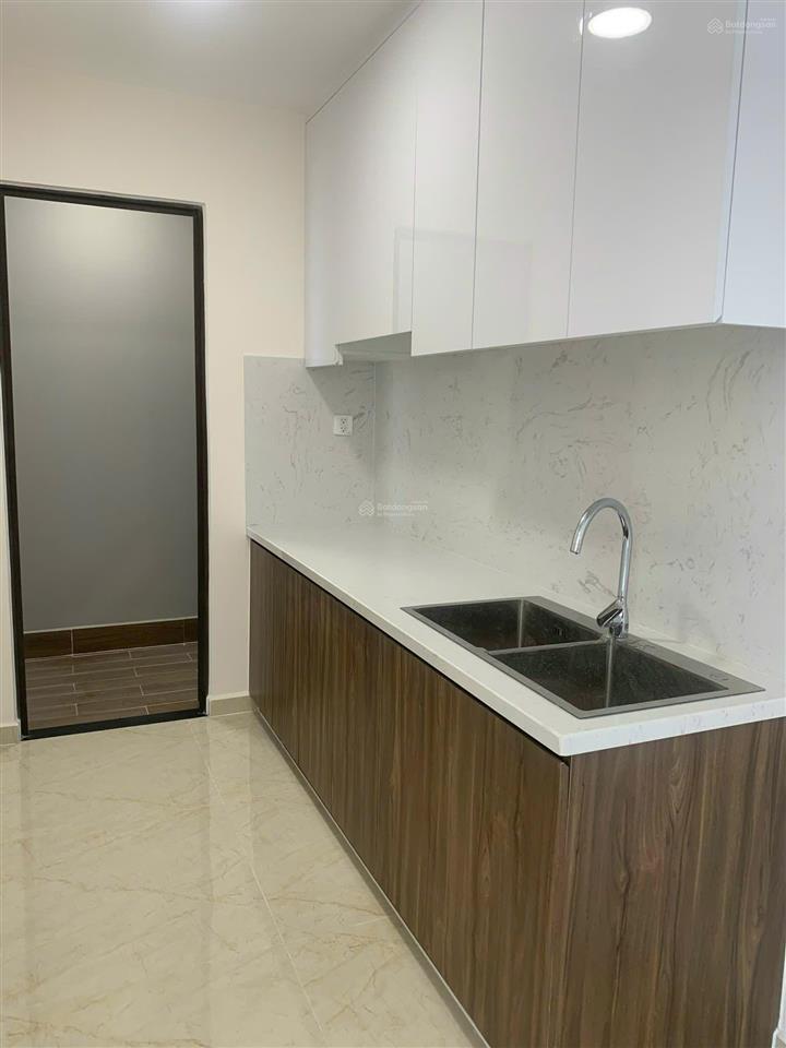 Chính chủ cần bán gấp căn st moritz 70m2 view sông, giá full nội thất 4.3 tỷ,  0938 536 ***