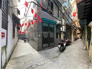 7.97 tỷ lô góc nhà mới trung tâm thanh xuân. 42m2 xây 5 tầng ô tô cách vài bước chân