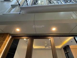 Vài bước chân ra mặt phố khương trung, 32m2 x 5 tầng giảm mạnh còn 7.27 tỷ. ngõ nông