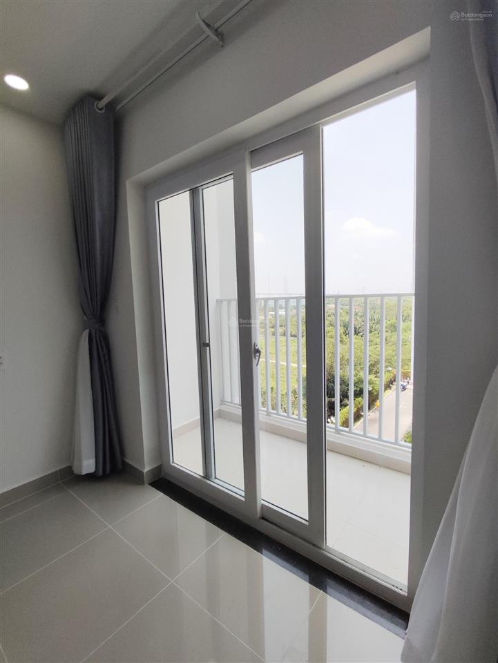 Bán gấp căn góc 2 view 72m2 giá 2.4 tỷ bao hết (có thương lượng) shr lâu dài vay tối đa 1.5 tỷ