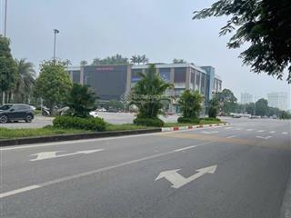 Bán chân đế vinhomes kinh doanh  2 mặt tiền  1 mặt phố 1 mặt view trung tâm 6 toà nhà