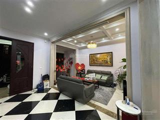 Bác chủ thiện chí bán căn biệt thự 215m tại kđt vinhomes riverside. thiết kế sang trọng