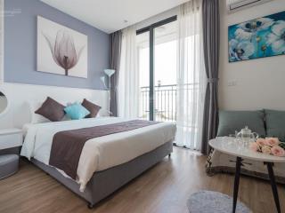 Cho thuê căn studio tầng cao view hồ cực đẹp giá 8tr/th ở vinhomes green bay,  0912 342 ***