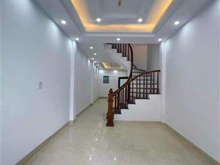 Cc cần bán nhà tổ 15 yên nghĩa dt 35m 3 tầng 3 ngủ 3 vs nhà 2 mặt ngõ . giá 3ty699  0362 088 ***