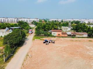 Vị trí độc quyền 125m2 ngay cổng vinhomes hậu nghĩa, đại lộ 3/2, giá f0 đầu tư chỉ bằng 1/4 vin