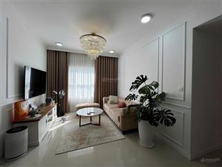 Cho thuê căn hộ sunrise city, 2pn, 2wc, nội thất đầy đủ, giá 18 tr/th,  0938 498 *** hoà
