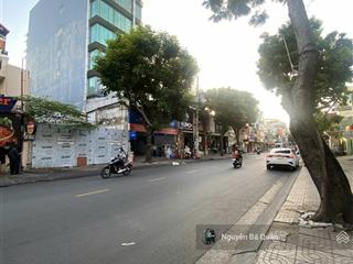 Khuôn đất 30x33 (870m2) mặt tiền nguyễn văn hưởng, thảo điền, quận 2. giá 280 triệu/m2