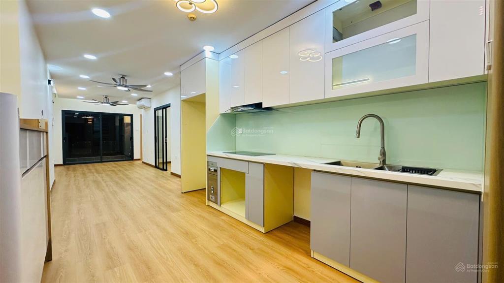 Bán căn hộ chung cư phúc yên, 4,75 tỷ, 104m2, 3pn, 2wc, sổ hồng hỗ trợ vay 70% tân bình 0932 834 ***