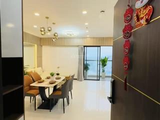 Bán căn hộ ress 11 lạc long quân . lô góc tầng trung view thoáng 2pn.sổ sẵn cho vay 70% 0932 834 ***