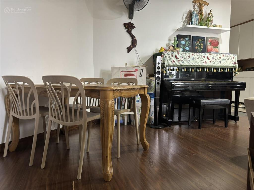 Cho thuê căn hộ 3pn chung cư hà đô. nguyễn văn công. nội thất 14tr 0932 834 ***